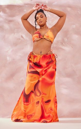 Womens Plus Abstract Printed Chiffon Ruched Side Beach Skirt - 16 - NastyGal UK (+IE) - Modalova