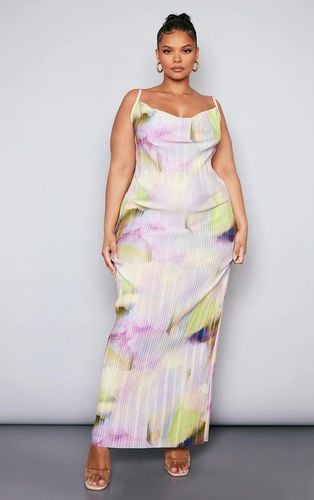 Womens Plus Lilac Watercolour Printed Plisse Cowl Neck Maxi Dress - - 16 - NastyGal UK (+IE) - Modalova