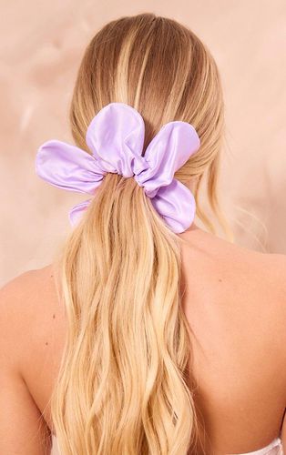 Womens Lilac Satin Oversized Flower Scrunchie - - One Size - NastyGal UK (+IE) - Modalova