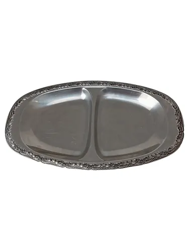 Servierplatte Silberfarben Oval Metall - TISCHFEIN - Modalova