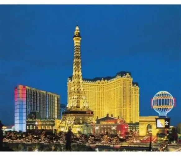 Puzzle Las Vegas Paris Hotel 1000 Teile bunt - RAVENSBURGER - Modalova