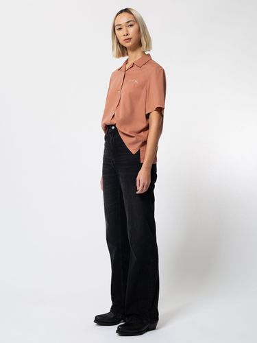 Bea Bowling Shirt Apricot Women's Organic Shirts Large Sustainable Clothing - Nudie Jeans - Modalova
