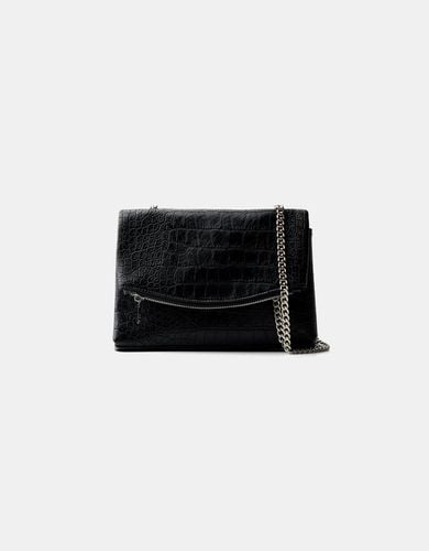 Bolso Mini Efecto Piel Cadena Mujer - Bershka - Modalova