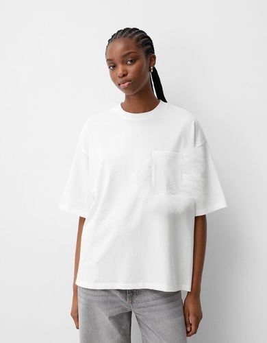 Camiseta Manga Corta Bolsillo Plumas Mujer L - Bershka - Modalova