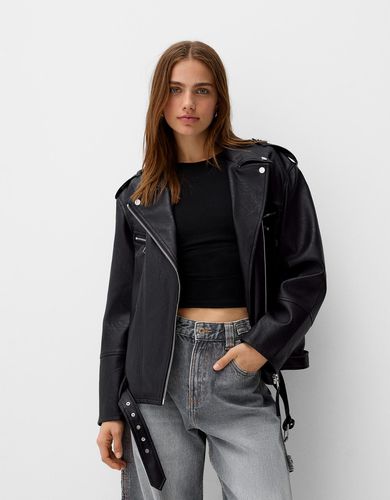 Cazadora Biker Efecto Piel Oversize Mujer M - Bershka - Modalova