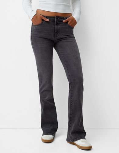 Bershka Jeans Flare Mujer 32 Gris - Bershka - Modalova