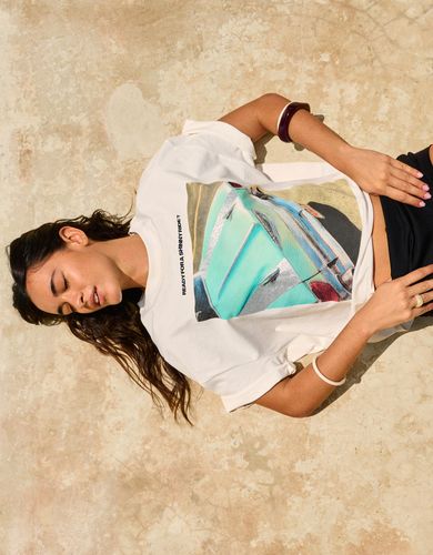 Corta Print Mujer Xs Blanco Roto" - Bershka - Modalova