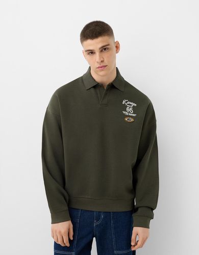 Sudadera Felpa Cuello Polo Bordado Hombre S - Bershka - Modalova