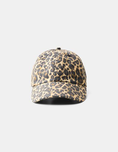 Gorra Animal Print Mujer - Bershka - Modalova