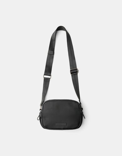 Bolso Crossbody Técnico Hombre - Bershka - Modalova