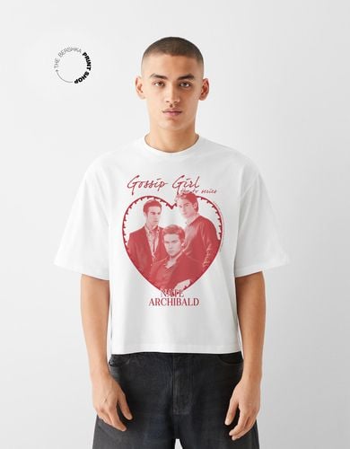 Camiseta Gossip Girl Manga Corta Cropped Hombre M - Bershka - Modalova