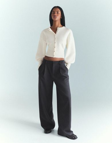 N Entallada Rib Mujer S Crudo" - Bershka - Modalova