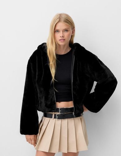 Cazadora Capucha Efecto Pelo Mujer Xs - Bershka - Modalova