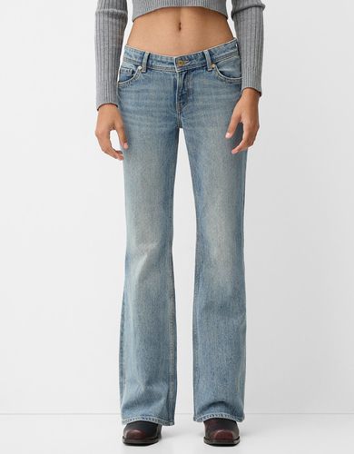 Jeans Bootcut Low Waist Mujer 34 - Bershka - Modalova