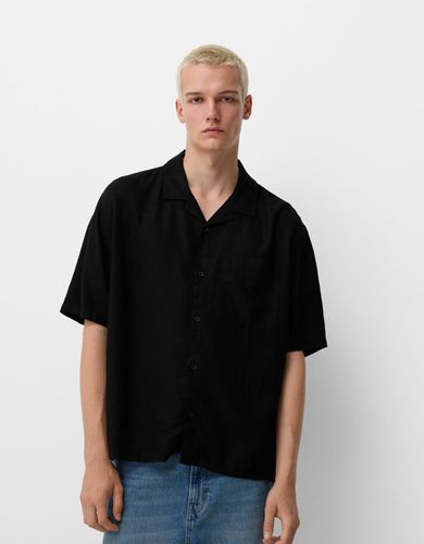 Camisa Manga Corta Con Lino Hombre L - Bershka - Modalova