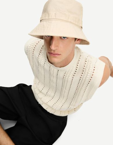 Vado Hombre Crudo" - Bershka - Modalova