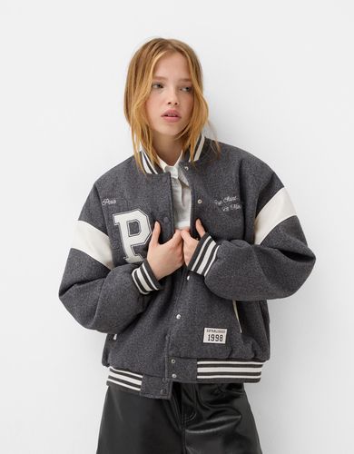 Cazadora Varsity Mujer S - Bershka - Modalova