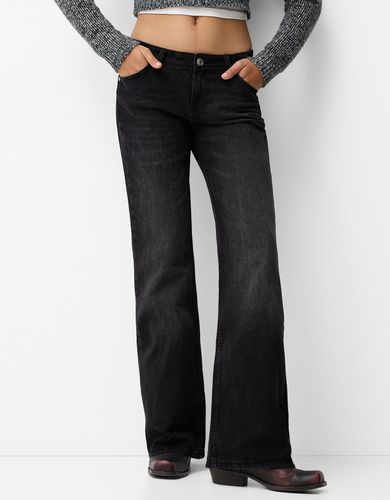 Jeans Bootcut Low Waist Mujer 44 - Bershka - Modalova