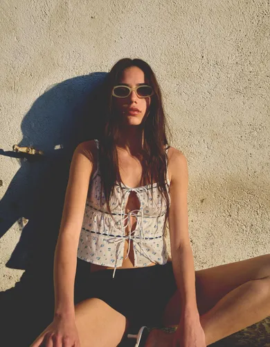 Os Lazos Print Mujer L Blanco" - Bershka - Modalova