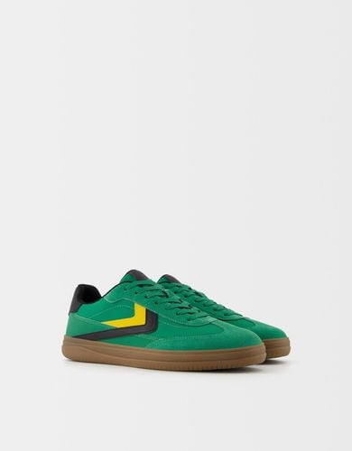 Zapatillas Retro Hombre 43 - Bershka - Modalova