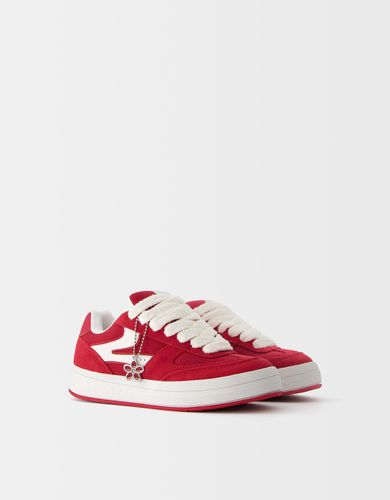 Zapatillas Skate Detalle Llavero Mujer 39 - Bershka - Modalova