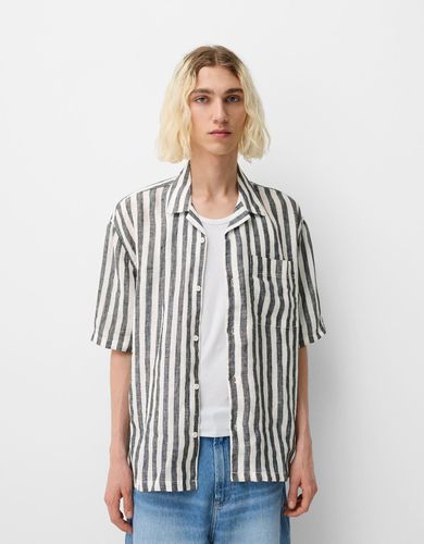 Camisa Manga Corta Con Lino Hombre L - Bershka - Modalova