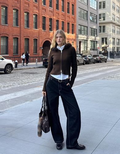 Remallera Capucha Efecto Pelo Mujer M " - Bershka - Modalova