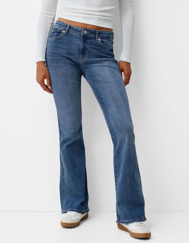 Jeans Flare Mujer 38 - Bershka - Modalova