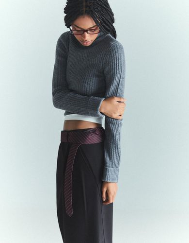 Jersey Cuello Alto Canalé Mujer L - Bershka - Modalova