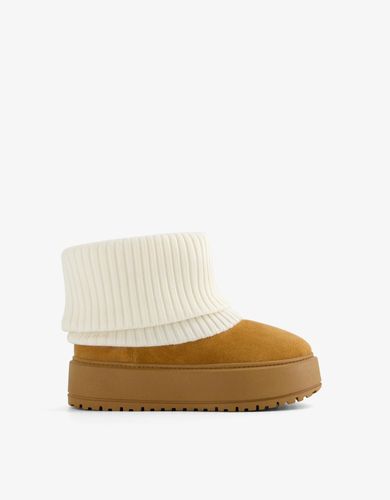 A Calcetín Mujer 40 Camel" - Bershka - Modalova