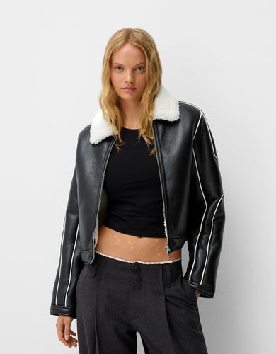 Cazadora Doble Faz Efecto Piel Mujer Xs - Bershka - Modalova