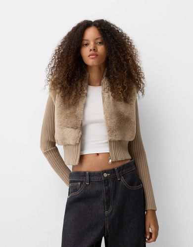 Chaqueta Bomber Pelo Mangas Rib Mujer M - Bershka - Modalova