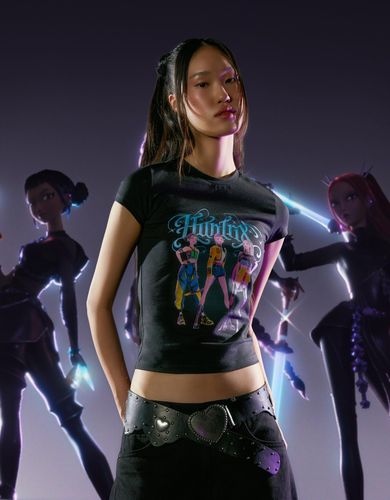 Iseta Kpop Demon Hunters Huntr/X Manga Corta Print Mujer Xs " - Bershka - Modalova