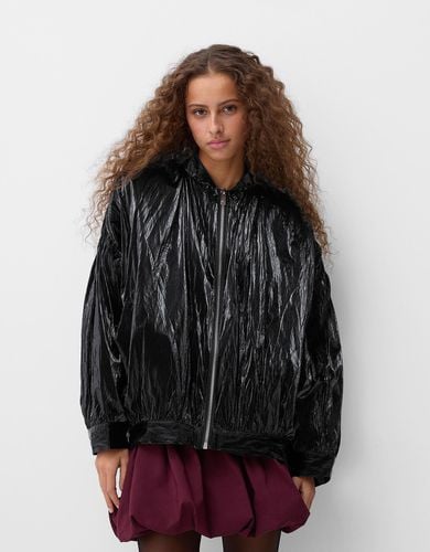 Cazadora Bomber Over Efecto Brillo Mujer M-L - Bershka - Modalova