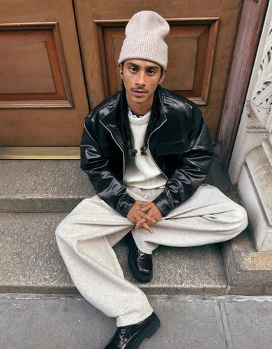 Hombre L Marrón" - Bershka - Modalova