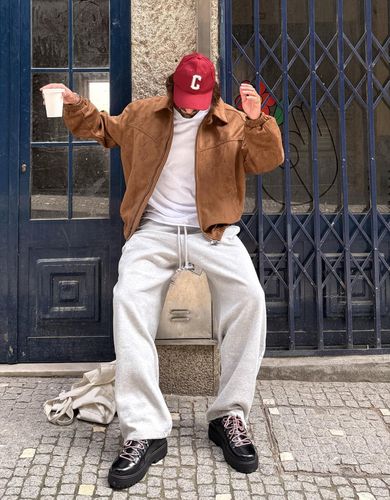 Re Burdeos" - Bershka - Modalova