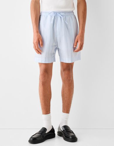 Bermuda Jogger Rayas Hombre S - Bershka - Modalova