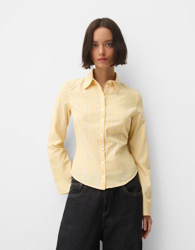 Camisa Entallada Manga Ancha Mujer M - Bershka - Modalova