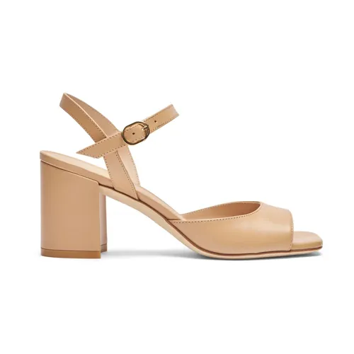 Block Sandal Elevate Outfit Modern Style - Stuart Weitzman - Modalova