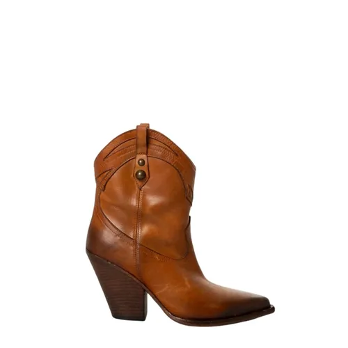 Shoes > Boots > Cowboy Boots - - Elena Iachi - Modalova