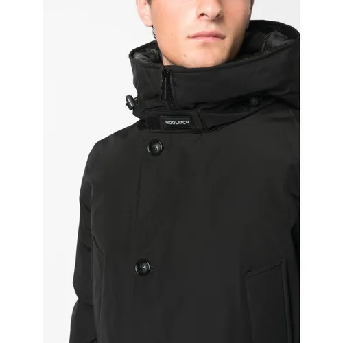 Black Jackets for Men - Woolrich - Modalova