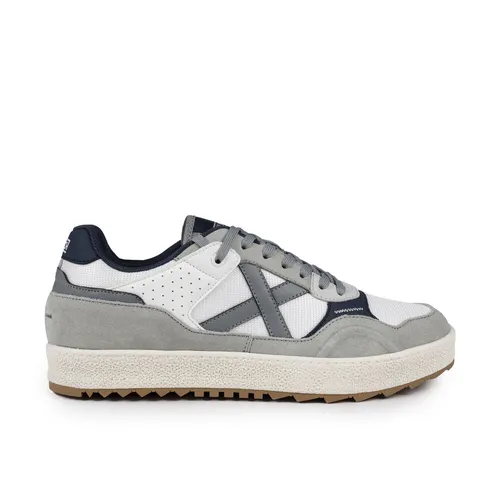 Shoes > Sneakers - - Munich - Modalova