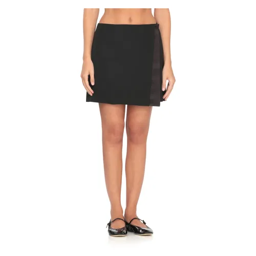 Black Wool Skirt with Side Buttons - Casablanca - Modalova
