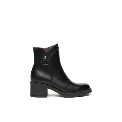 Shoes > Boots > Heeled Boots - - Nerogiardini - Modalova