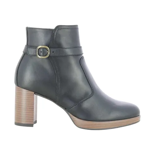 Shoes > Boots > Heeled Boots - - Nerogiardini - Modalova