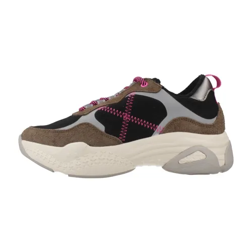 Shoes > Sneakers - - Munich - Modalova