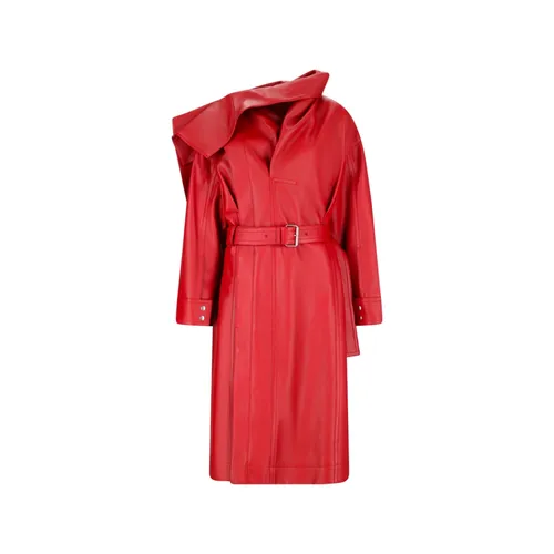 Stylish Coat for All Occasions - Bottega Veneta - Modalova