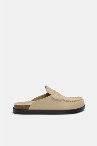 Sabots Masque En Cuir - Pull&Bear - Modalova