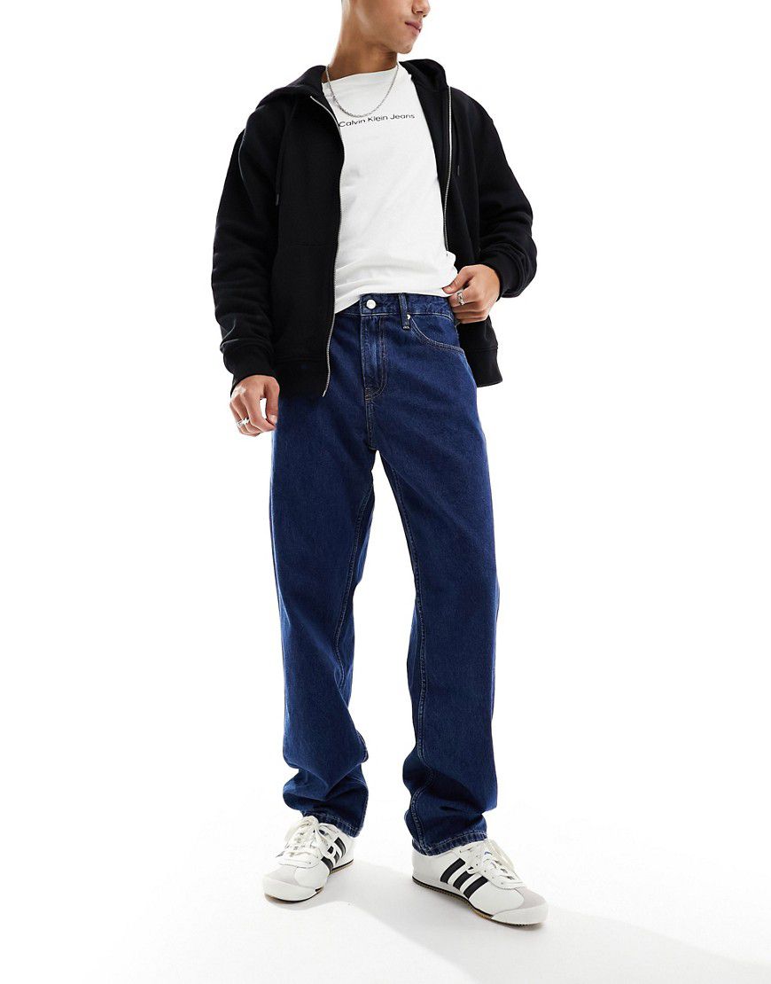 Jeans dritti stile anni '90 lavaggio scuro - Calvin Klein Jeans - Modalova