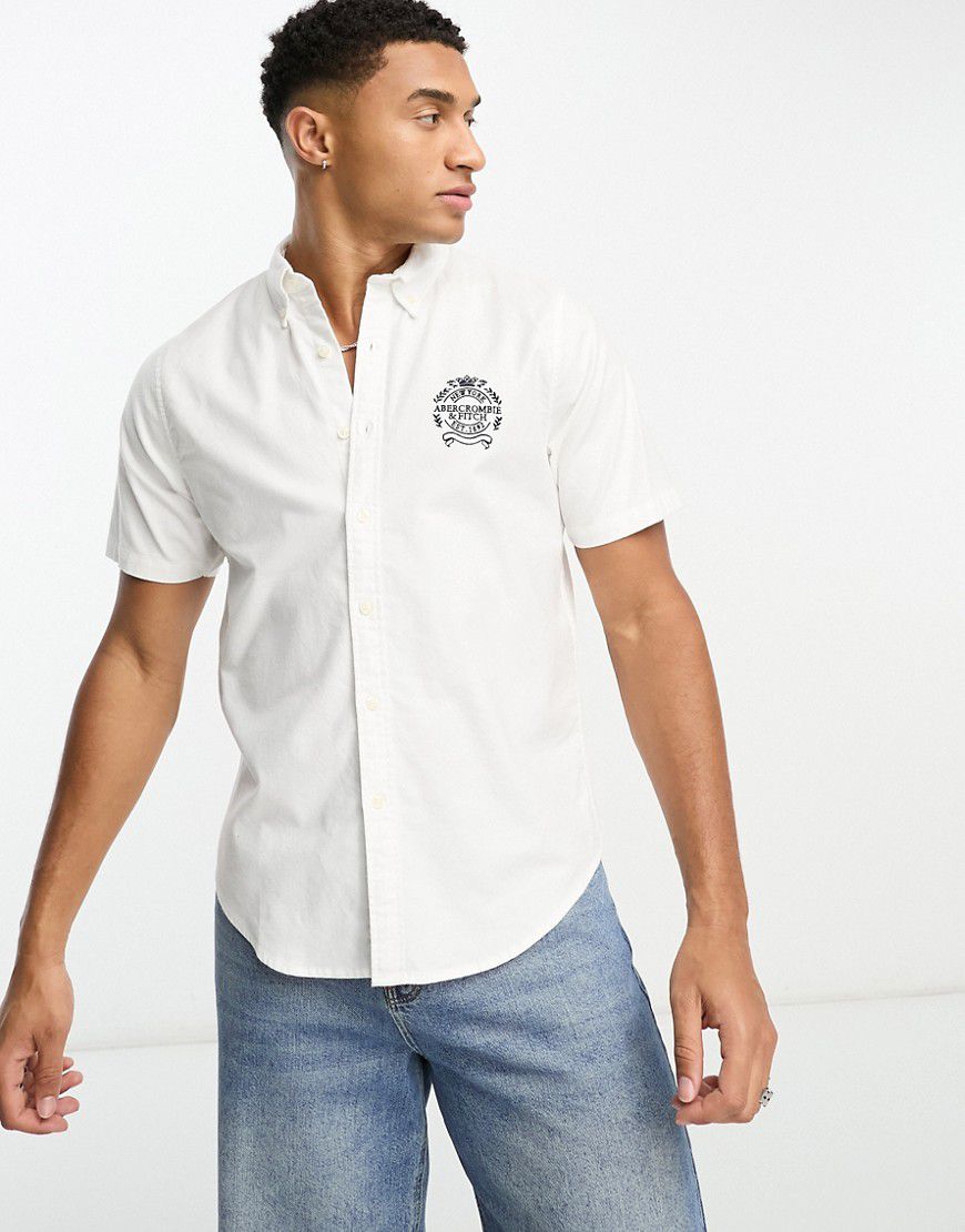 Camicia Oxford a maniche corte con logo bianca - Abercrombie & Fitch - Modalova